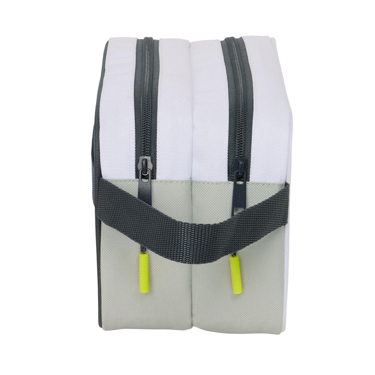 Rejsetoilettaske Real Madrid C.F. - hvid, 26 × 15 × 12,5 cm