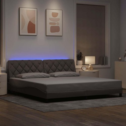 Sengeramme med LED 200x200 cm i gråbrun stof uden madras