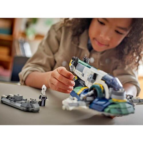 LEGO Star Wars Jango Fetts Starship - byggesæt 707 dele (75433)