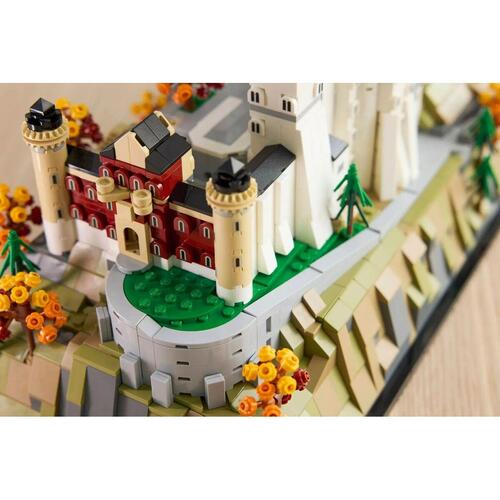 LEGO Architecture Neuschwanstein Slot 21063 byggesæt (3455 dele)
