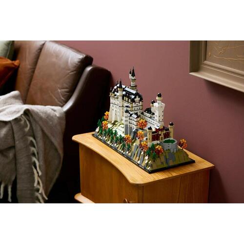 LEGO Architecture Neuschwanstein Slot 21063 byggesæt (3455 dele)