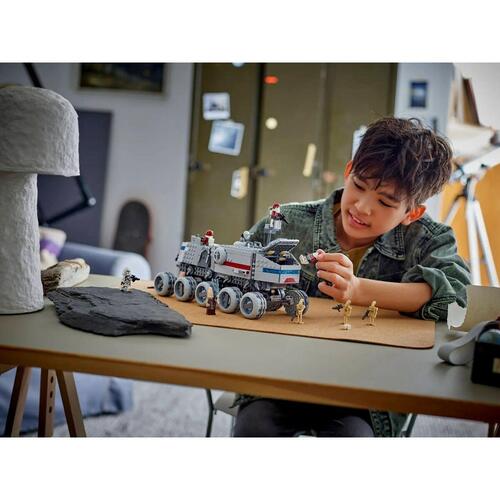 LEGO Star Wars Juggernaut - byggesæt 75413 (813 dele)
