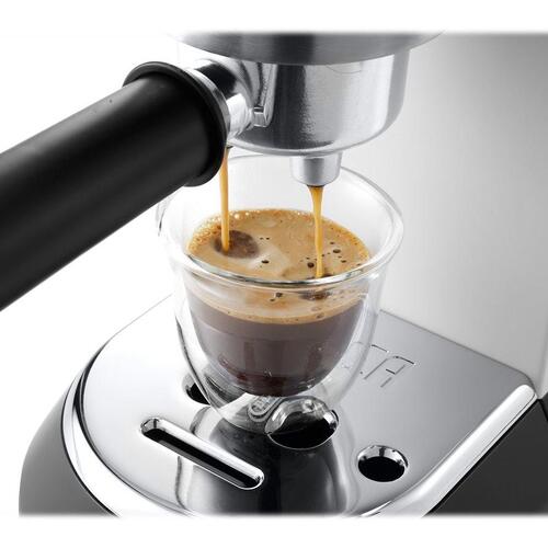 Espressomaskine De’Longhi Dedica EC 685.W – hvid