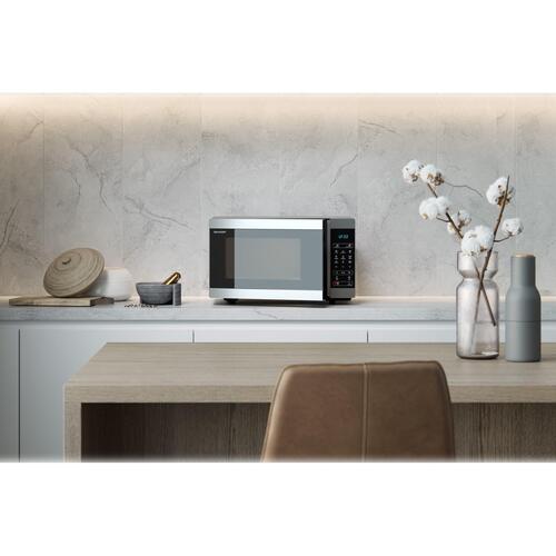 Mikrobølgeovn med grill Sharp YC-MG81E-S 28 l – sølv/sort