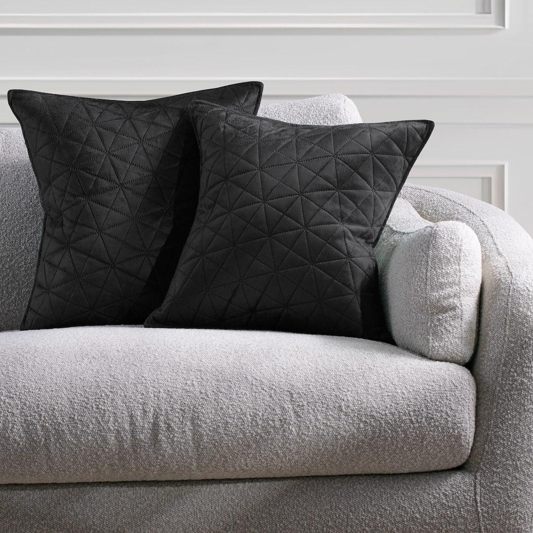 Pudebetræk 45x45 fløjl - RESTILO Laila, sort, præget, glamour billede