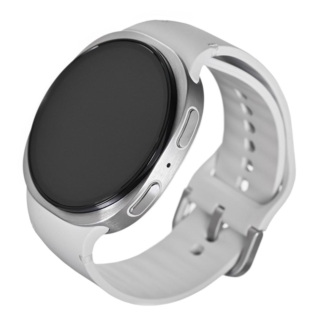 Smartwatch Samsung Galaxy Watch 8 44 mm – sølv, AMOLED 1,5" med Wi‑Fi og GPS billede