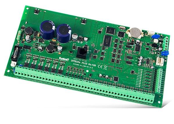 Alarm centralenhed SATEL INTEGRA 64 Plus – motherboard billede