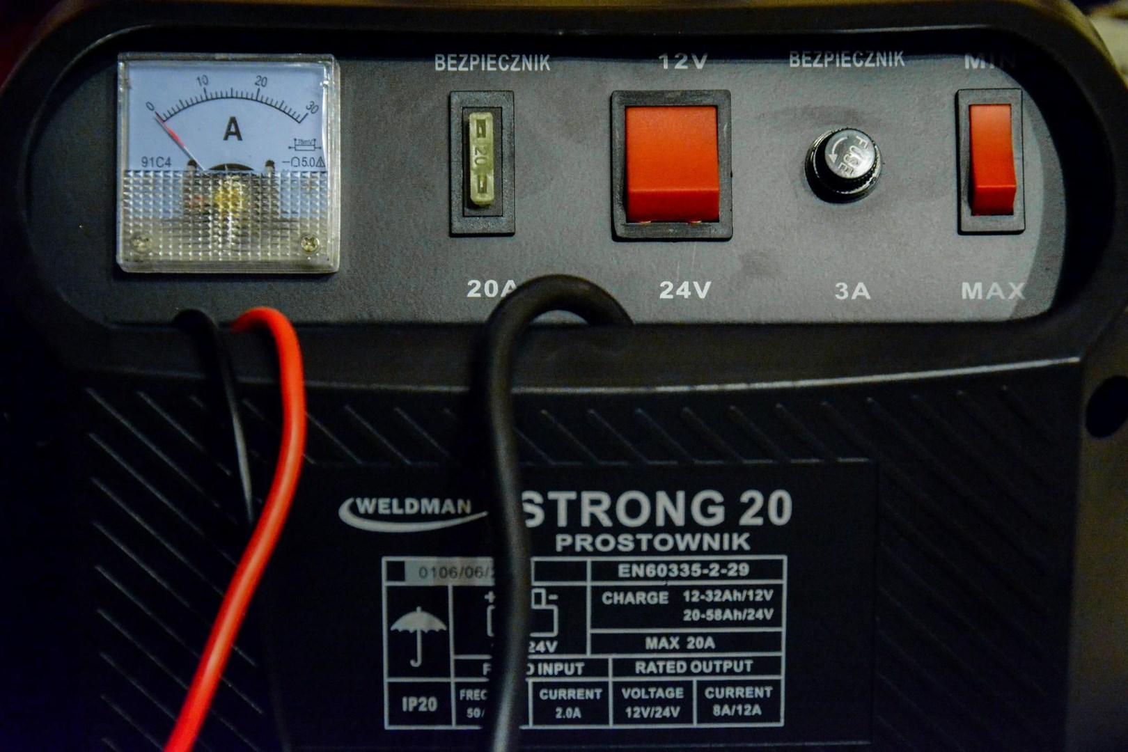 Batterioplader 12V/24V WELDMAN Strong 20