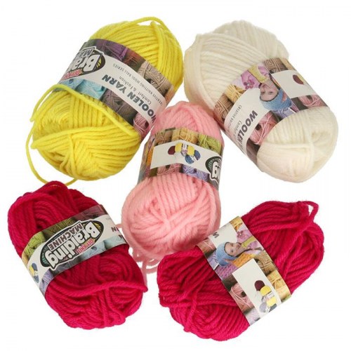 Strikkemaskine sæt med garn i 5 farver + tilbehør