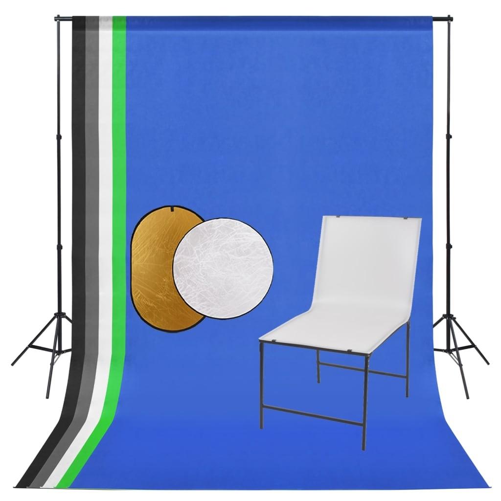 Fotostudieudstyr med fotobord, baggrund og reflektor
