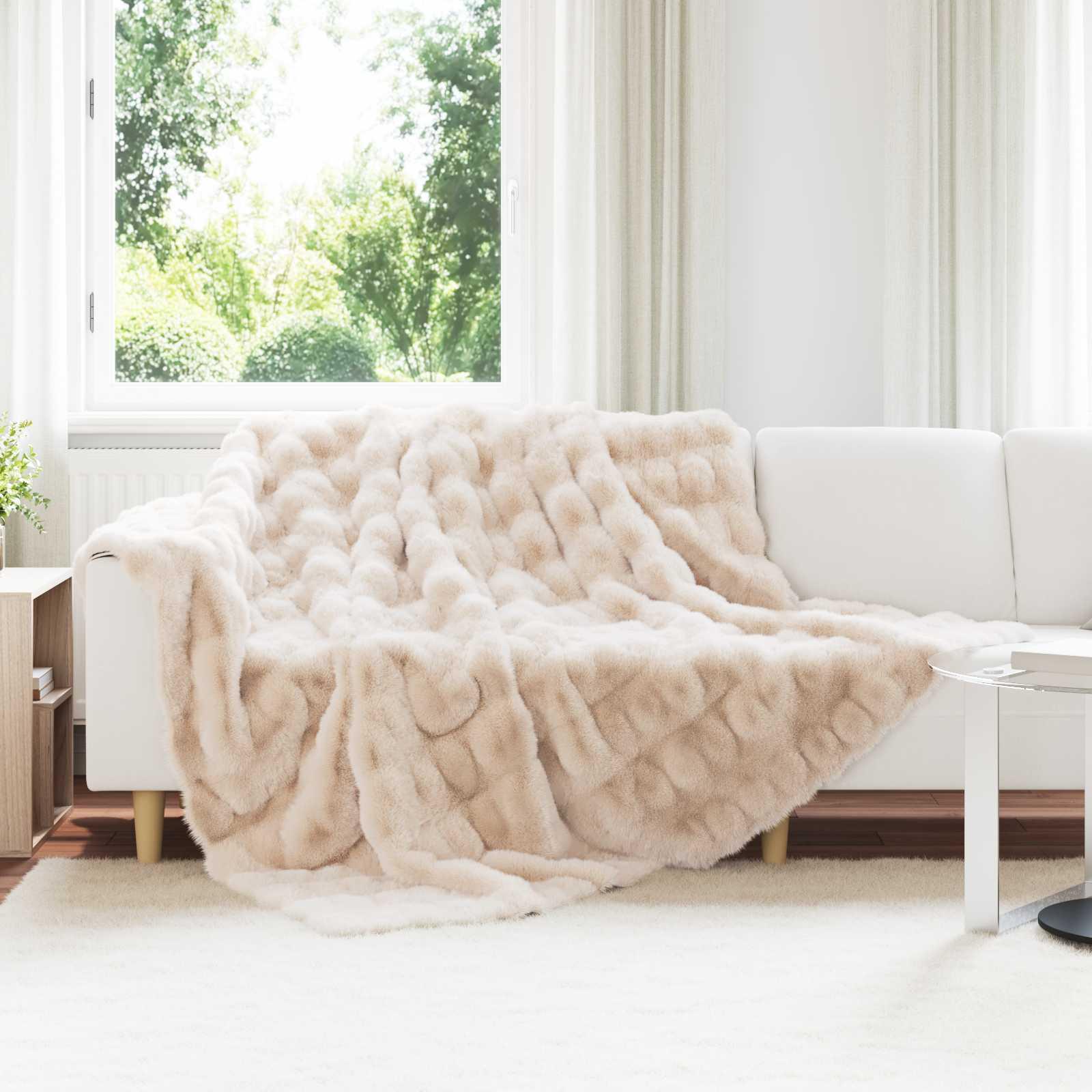 Faux Kanin Pels Tæppe Beige 240 x 270 cm Polyester billede