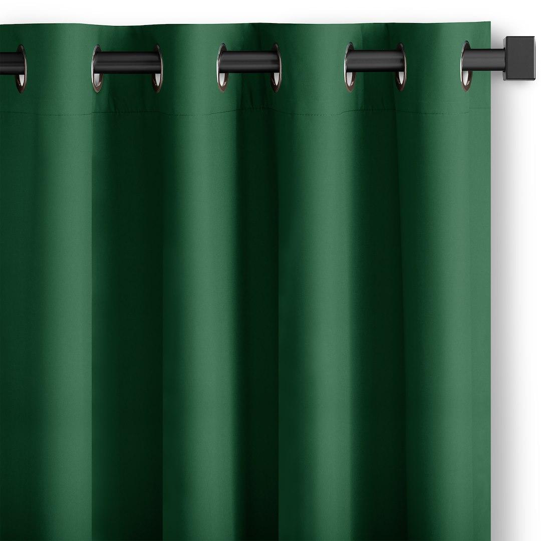 Mørklægningsgardin RESTILO Carli - flaskegrøn, glat, sølv øskner, 140×250 cm billede