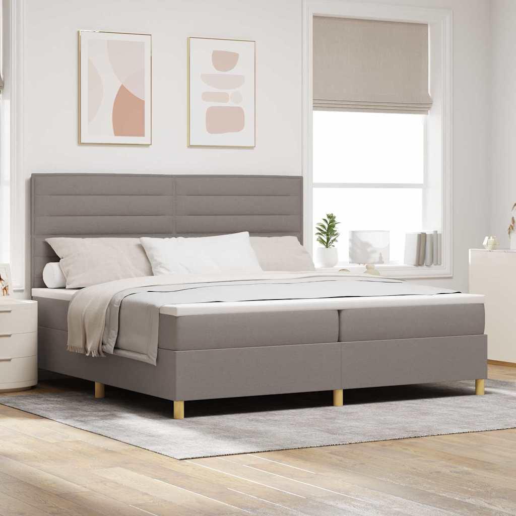 LED Box Spring Bed med madras Gråbrun 200 x 200 cm Stof billede