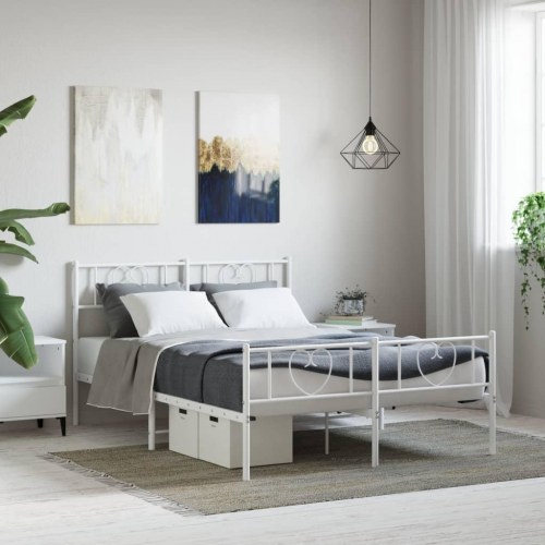 Sengeramme i metal med sengegavl og fodgærde 140 x 200 cm - hvid