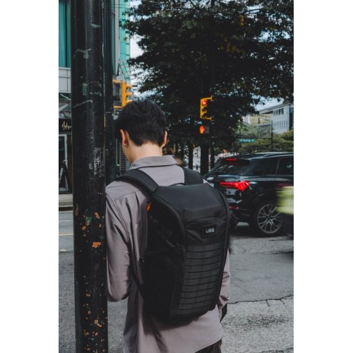 UAG rygsæk 20 L - rejserygsæk til laptop 16", sort/grå nylon