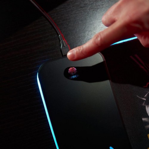 Gaming musemåtte med LED og trådløs oplader - 80 × 30 cm, sort/rød, Numskull Games 154922