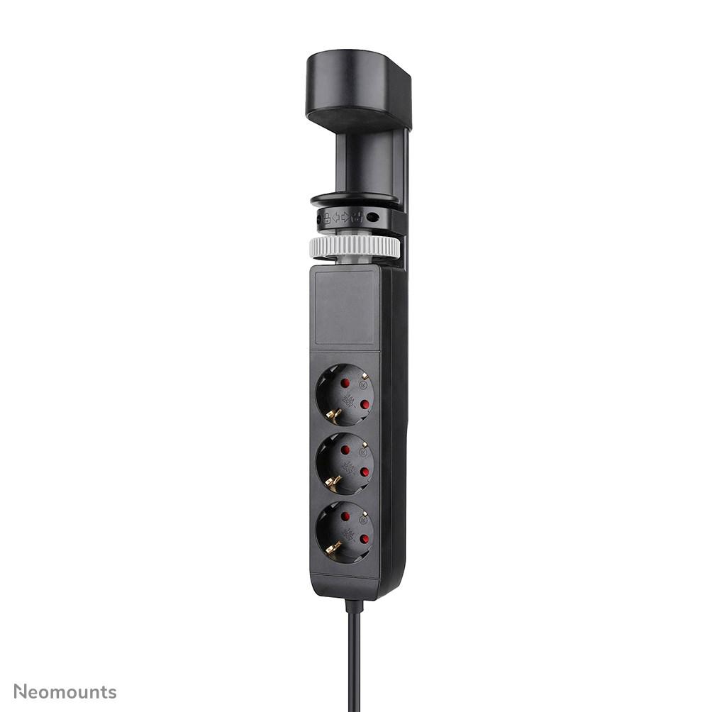 Neomounts DS22-840BL6 bordstik med klemme - 3x Schuko, 2x USB‑C, 2x USB‑A, hurtigopladning