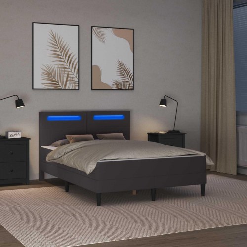 Sengestel med LED-lysstrimler Grå 140 x 190 cm Kunstlæder