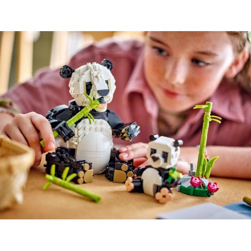 LEGO Creator 3-i-1 31165 Panda-familie byggesæt (8+)