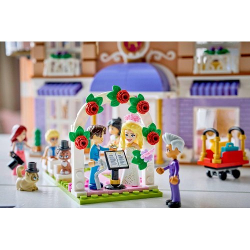 LEGO Friends 42704 Heartlake City Grand Hotel byggesæt (9+)