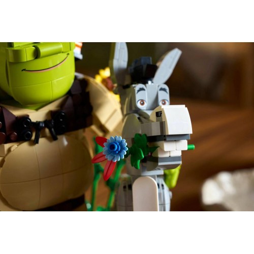 LEGO Icons 72423 Shrek, Æsel og Den Bestøvlede Kat - udstillingsmodel til voksne