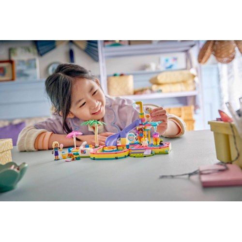 LEGO Friends 42676 - Sjov dag i vandparken (278 dele)
