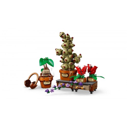 LEGO Harry Potter 76474 - Hogwarts’ herbologiske planter (817 dele)