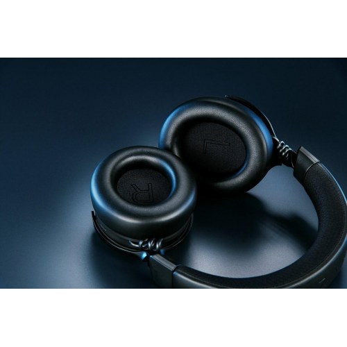 Razer Kraken V4 Pro gaming-headset - kablet & trådløst, USB Type-A/Bluetooth, sort