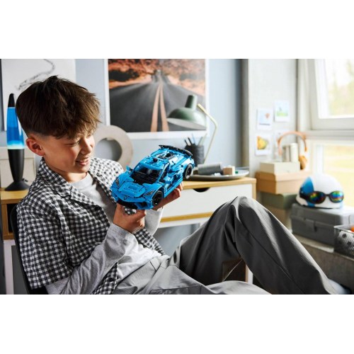 LEGO Technic 42217 Chevrolet Corvette Stingray byggesæt (732 dele)