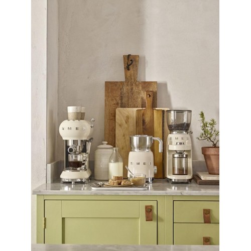 SMEG 50’s Style MFF11 mælkeskummer - creme