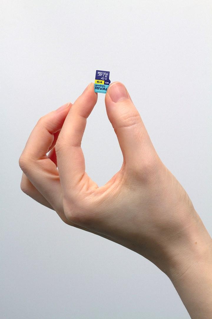 Goodram RIVAL M2AA 64 GB microSDXC V30 A2 UHS‑I U3 + SD‑adapter billede