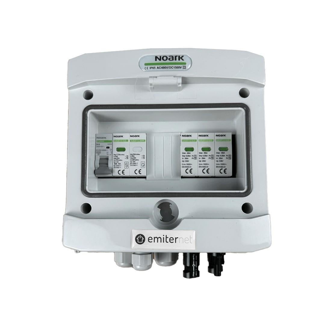 EMITER DC/AC kapslet koblingsudstyr IP65 med Noark type 1+2 DC-overspændingsafleder, 1 x PV-string, 1 x MPPT // AC Noark type 1+2, 10 A 1-faset billede