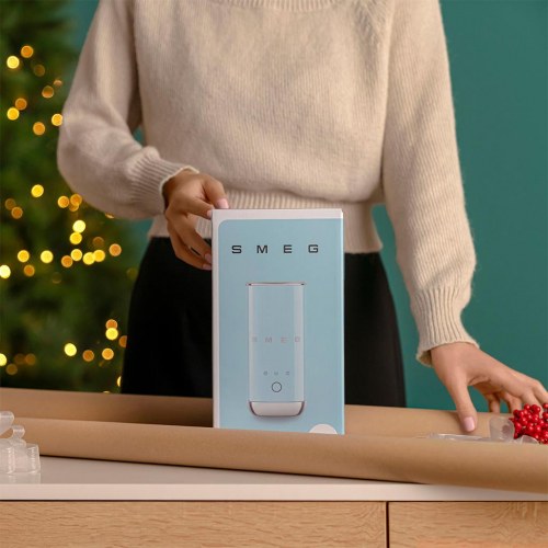 Smeg MFF02BLEU automatisk mÃ¦lkeskummer/varmer - sort