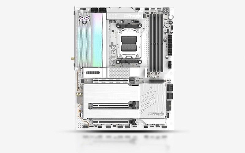 Sapphire NITRO+ X870EA PhantomLink P.E bundkort