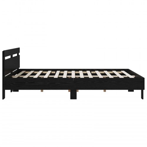 Sengestel i sort eg 135 x 190 cm i konstrueret træ