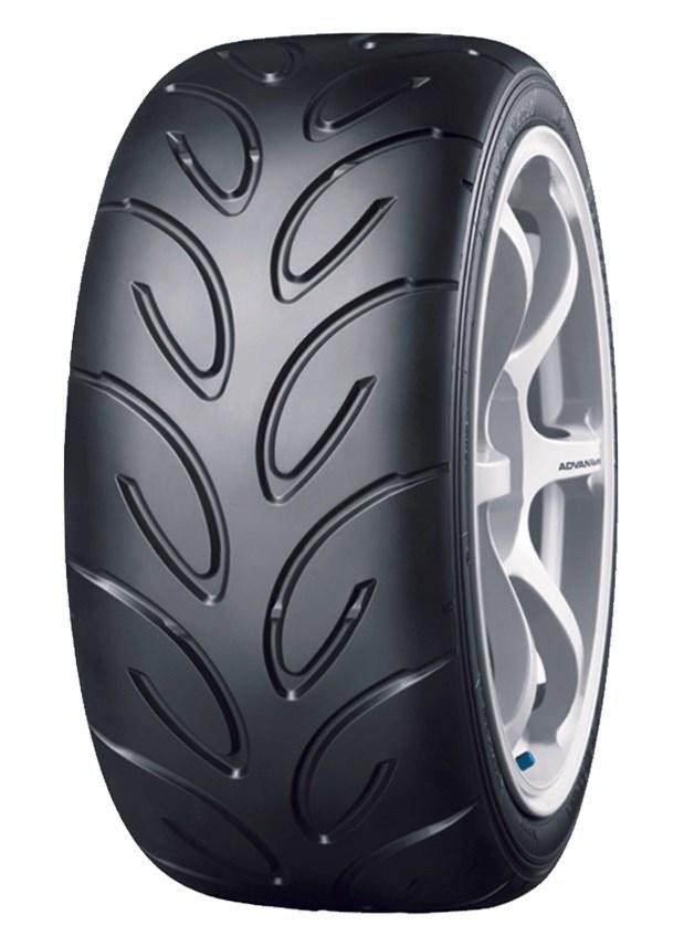 Yokohama Advan A050 bildæk 195/50 R15