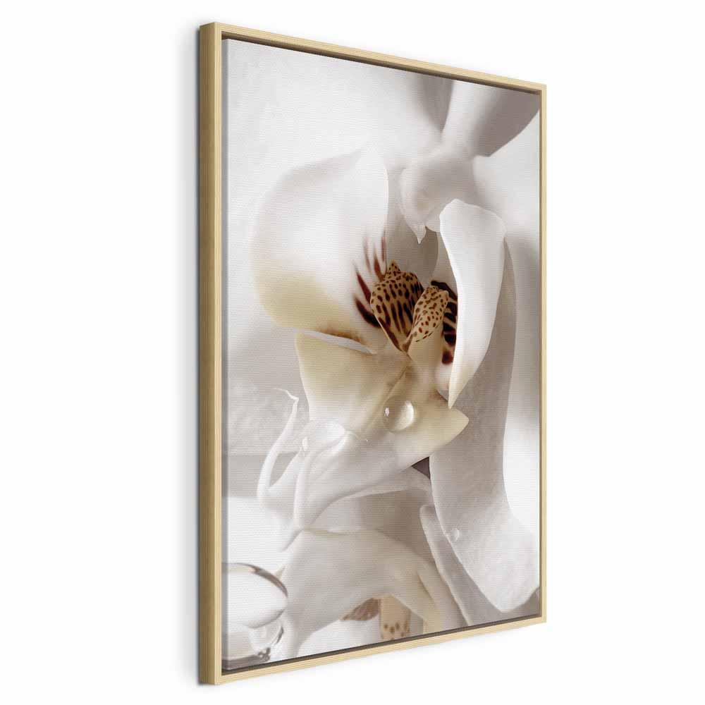 Billede på lærred med blomstermotiv - En dråbe af drømme lodret - 40 x 60 cm - I en naturlig træramme billede