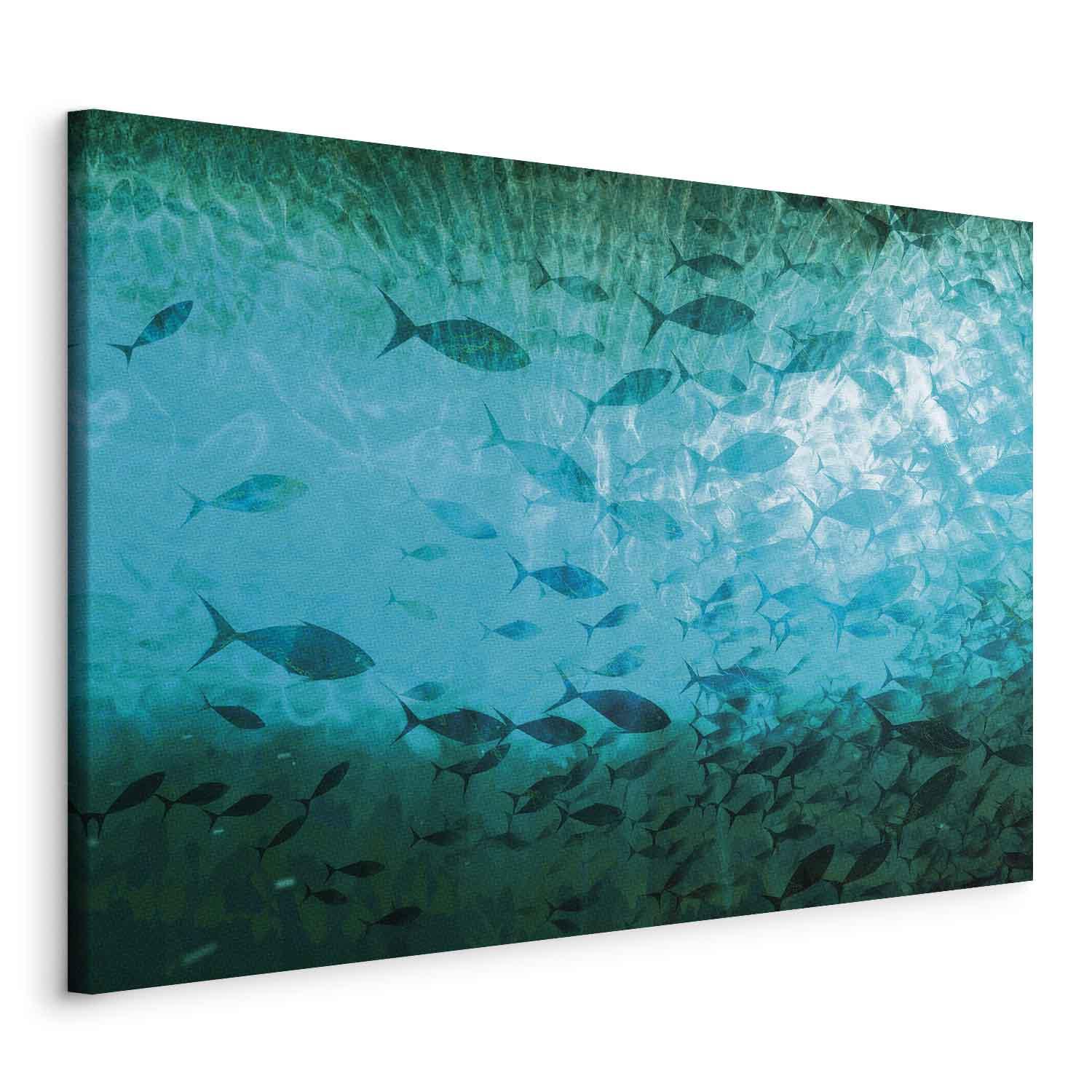 Lærredsbillede med stime af mørke fisk - vægdekoration med undervandsmotiv - 90 x 60 cm - Standard