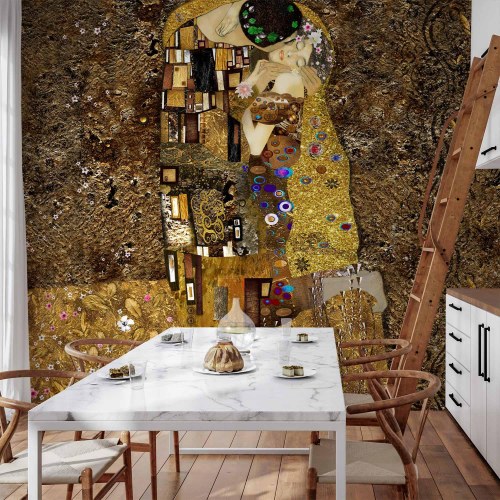 Fototapet med mennesker - Klimt-inspiration Gyldent Kys