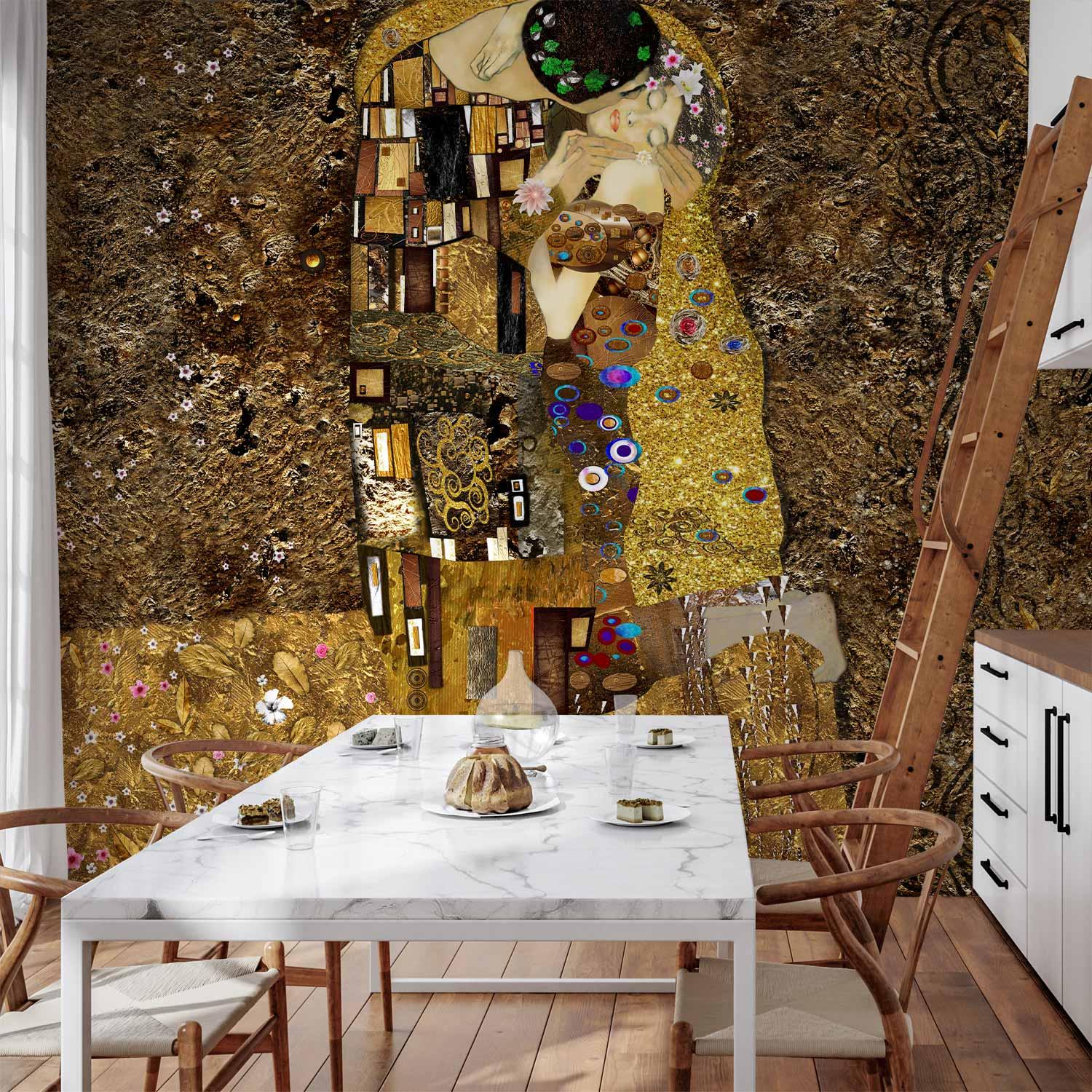 Fototapet med mennesker - Klimt-inspiration Gyldent Kys - 400 x 280 cm - Vandtæt billede