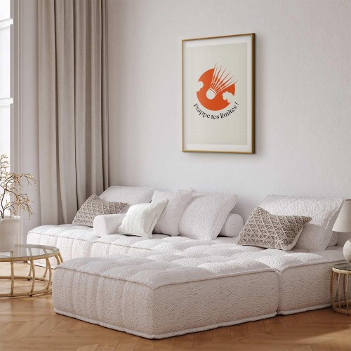 Abstrakt plakat med fjerbold mod den orange sol
