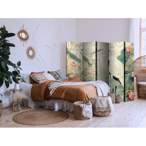 5-panels skærmvæg med hejre ved asiatisk dam - japansk inspireret rumdeler 225 × 172 cm