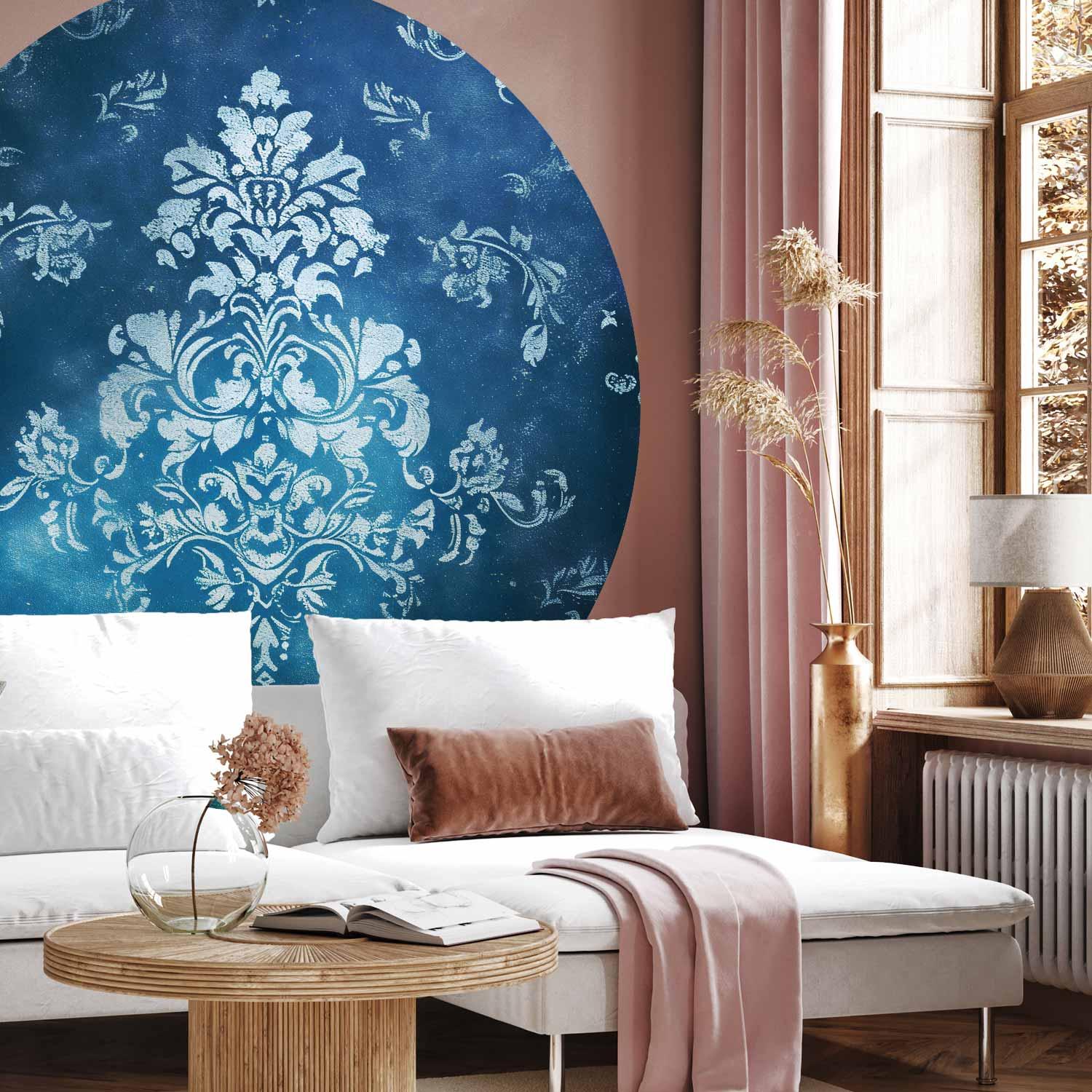 Rundt fototapet med retro ornament i falmede blå nuancer