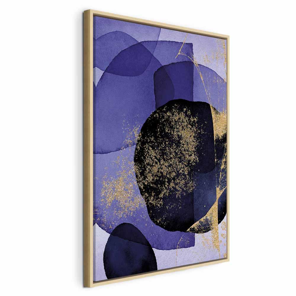 Abstrakt lærredsbillede Purple Kaleidoscope - lodret vægbillede i 1 del - 60 x 90 cm - I en naturlig træramme