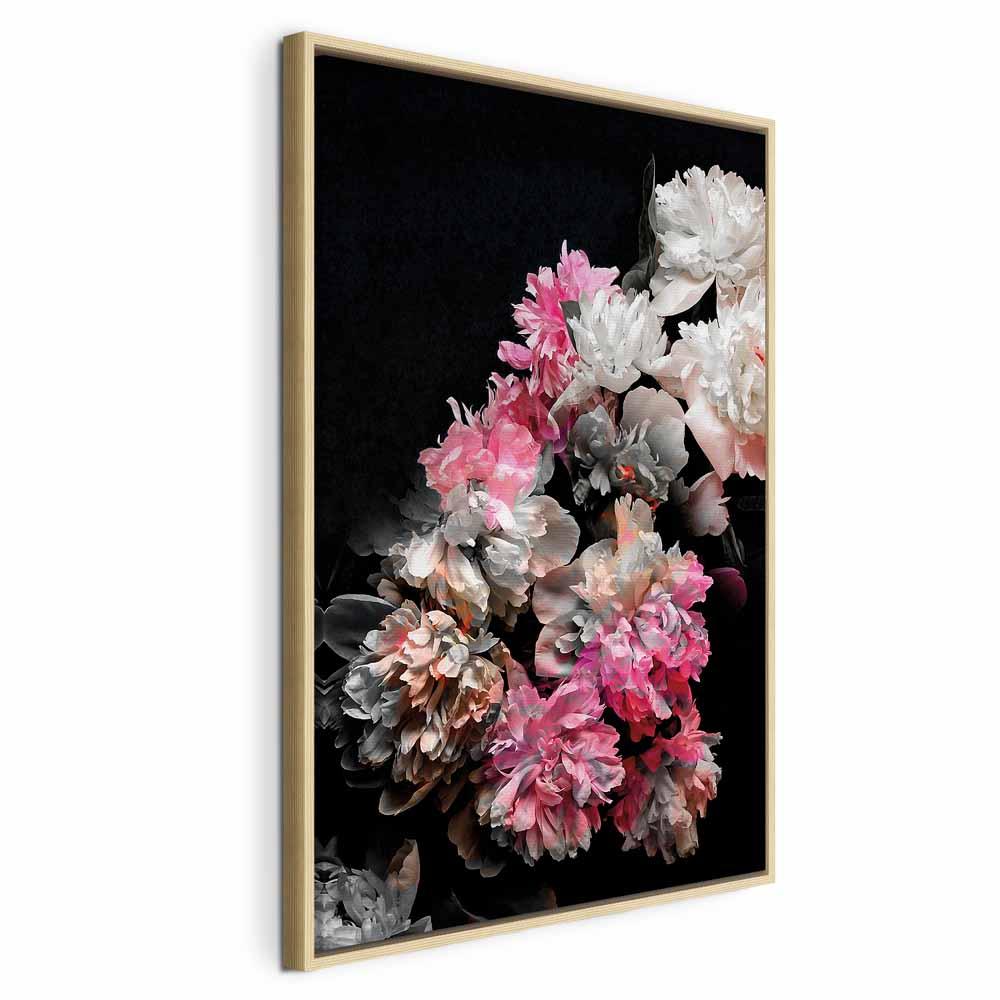 Billede på lærred - Peony Charm 1-delt med farverig blomsterbuket på sort baggrund - 80 x 120 cm - I en naturlig træramme
