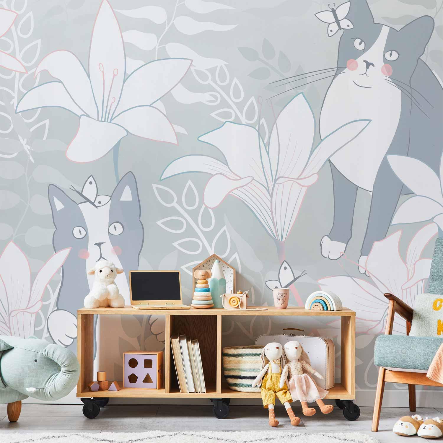 Fototapet til børneværelse med katte, blomster og sommerfugle - 450 x 315 cm - Vandtæt
