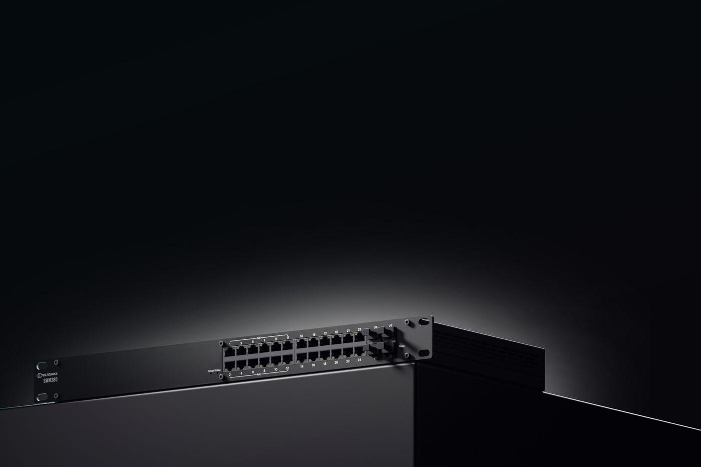 Teltonika SWM280 PoE-switch med 24 x 1000 Mbps og 4 SFP