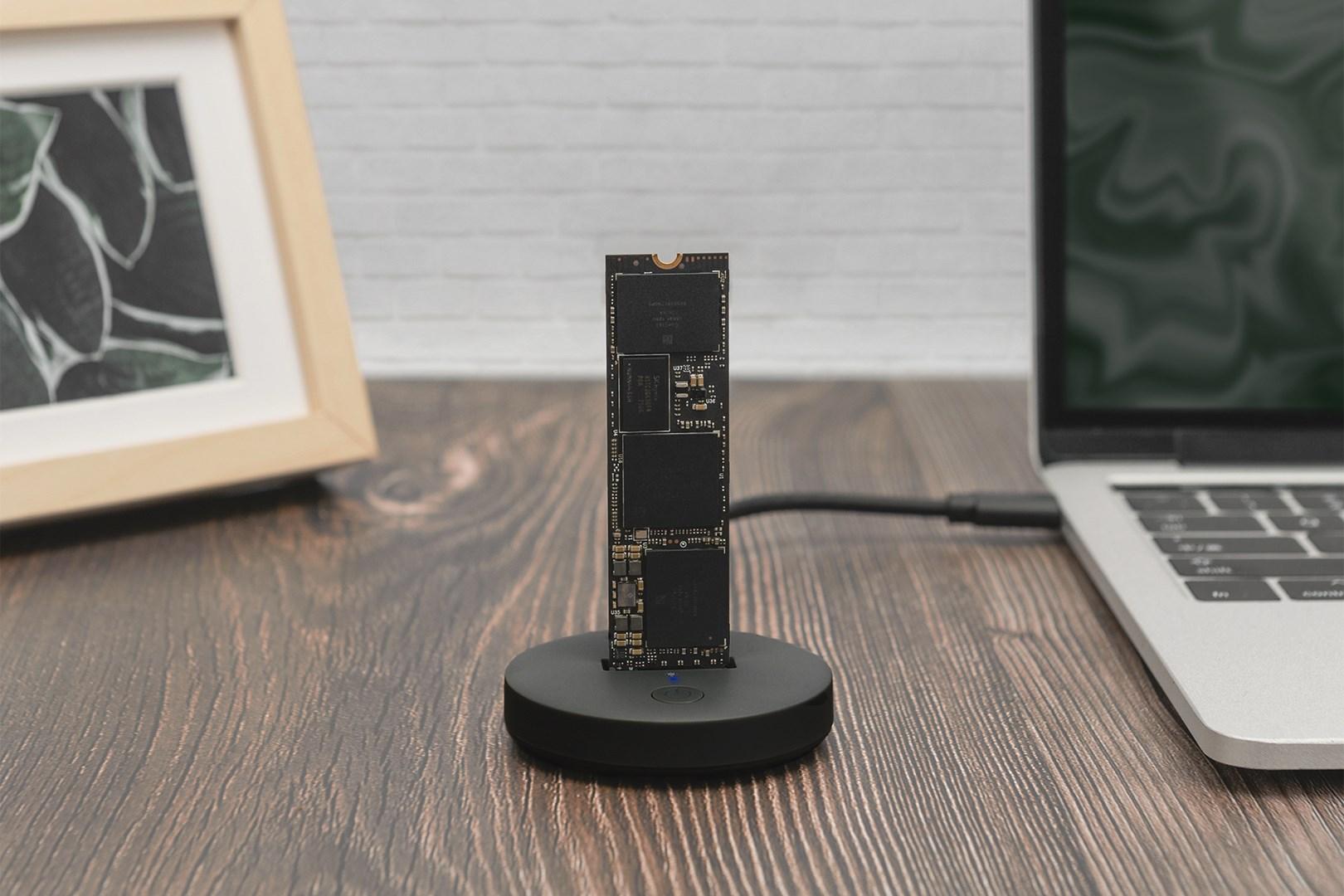 DIGITUS M.2 NVMe/SATA dockingstation til SSD