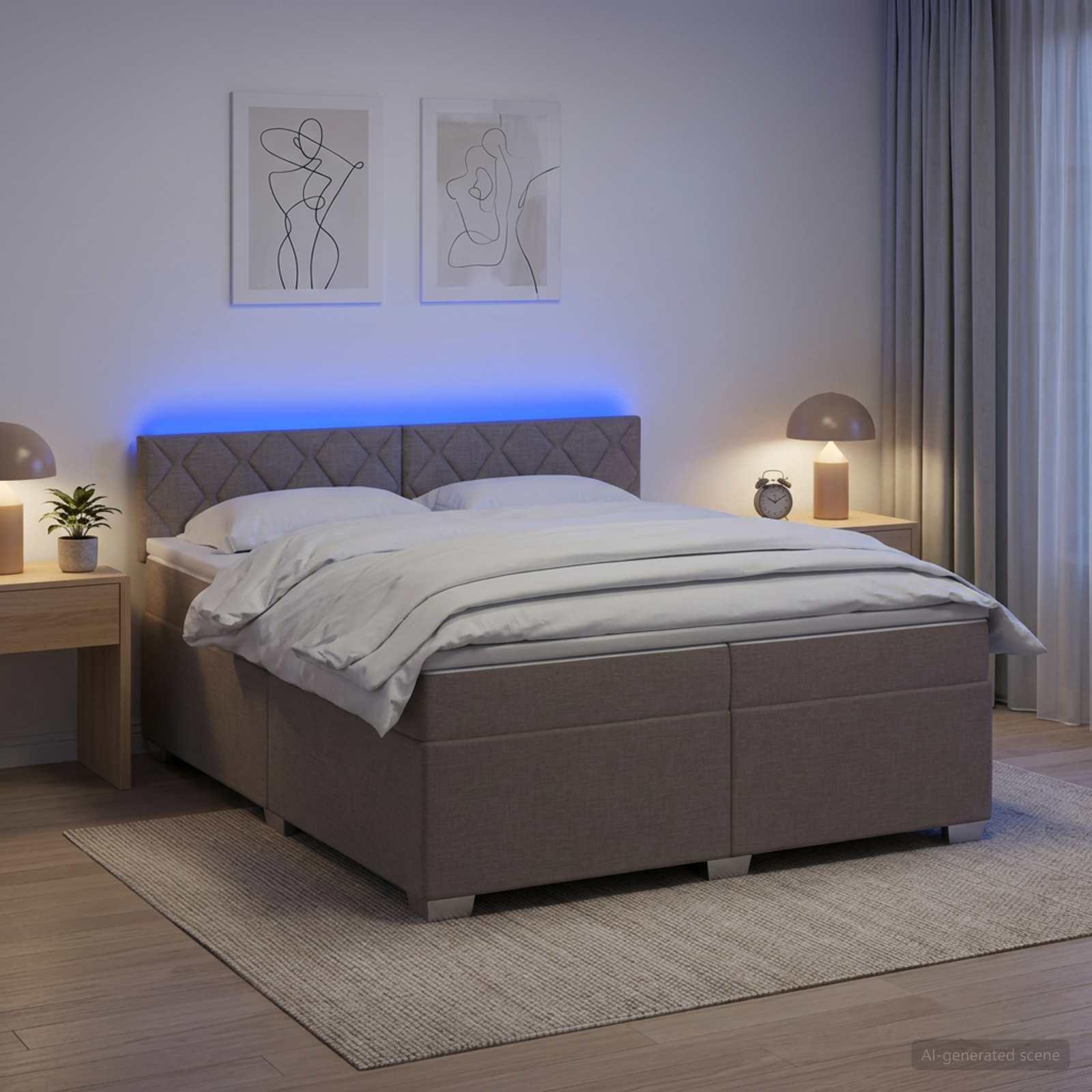 Kontinentalseng med madras og LED gråbrun 200 x 200 cm stof