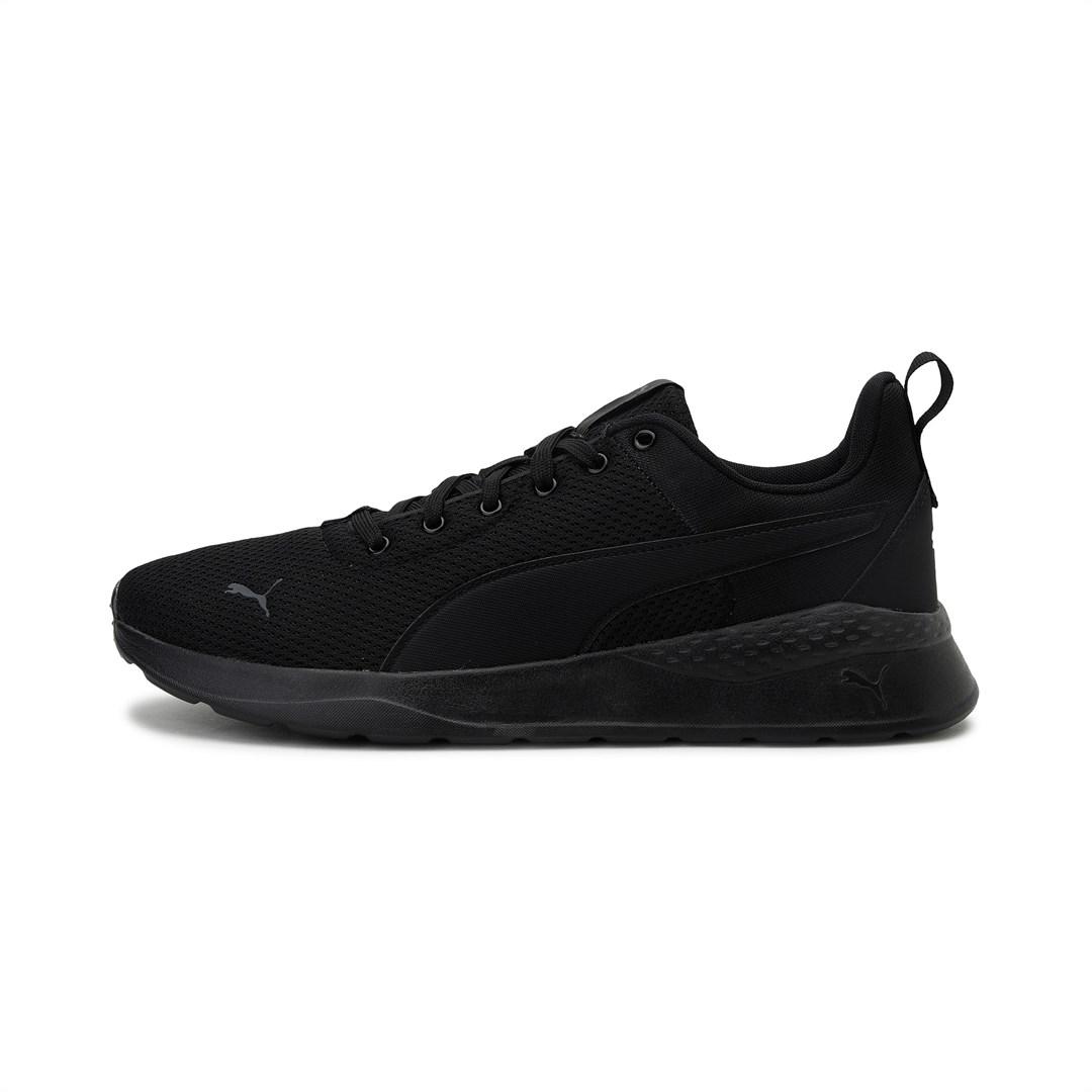 PUMA sportssko til dame i sort - lav model med snørelukning, str. 44,5